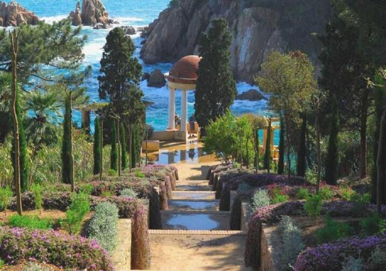 Apto. Jardin De Santa Barbara Бланес Екстериор снимка